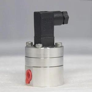 Micro capteur de débit de liquide