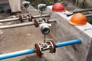 Vortex flowmeter for water measurement Débitmètre à vortex pour la mesure de l'eau
